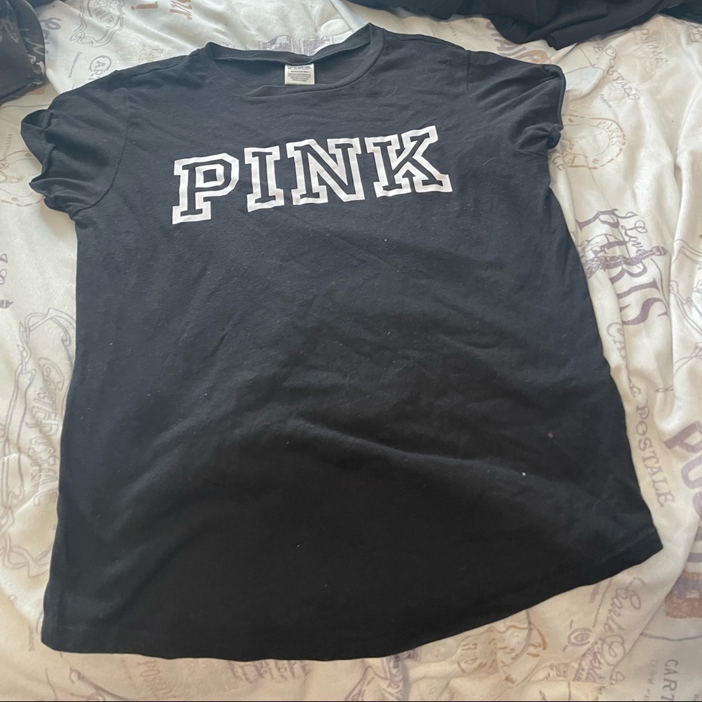 Pink tee